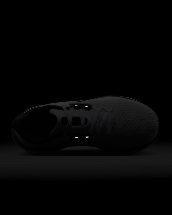 Nike Vomero 17 - Image 9